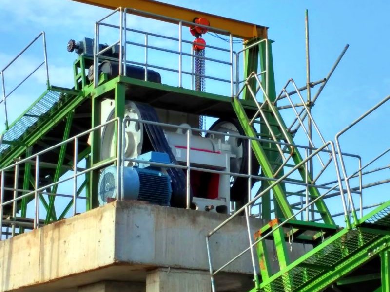 顎式破碎機(jī)